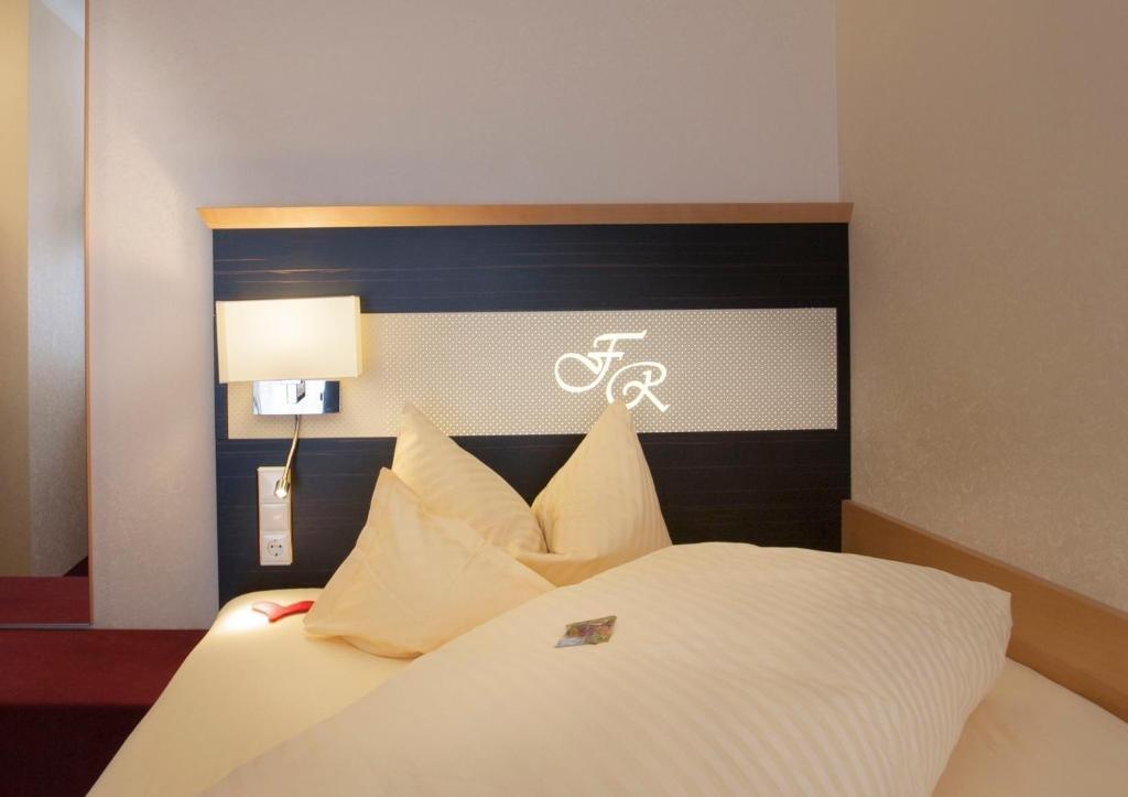 Forellenhof Roessle & Restaurant Hotel 4*
